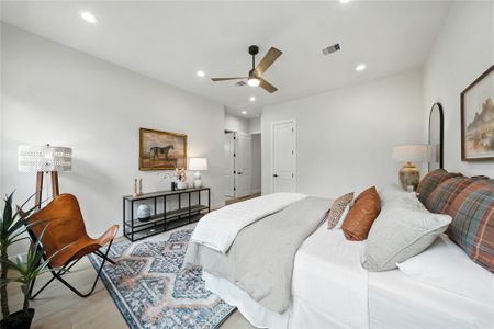 New construction Single-Family house 1711 Bologna Ln, Houston, TX 77055 - image 18