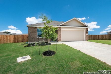 New construction Single-Family house 12708 Thyme Pass, Saint Hedwig, TX 78152 Huxley- photo 0