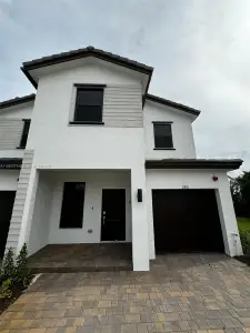 New construction Townhouse house 285 SW 159th Ln, Pembroke Pines, FL 33027 - image
