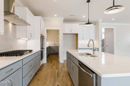 New construction Single-Family house 2321 Hilltop Bluffs Ct, Unit Lot 14, Fuquay Varina, NC 27526 - image 16