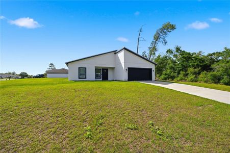 New construction Single-Family house 320 Marion Oaks Golf Rd, Ocala, FL 34473 - image