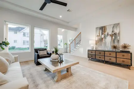New construction Single-Family house 411 W Drew St, Houston, TX 77006 null- photo 5 5