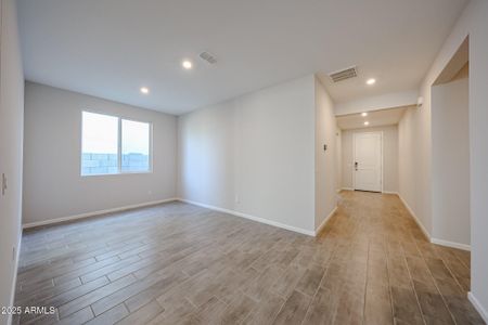 New construction Single-Family house 18110 W Creedance Blvd, Surprise, AZ 85387 plan Erie - image 12