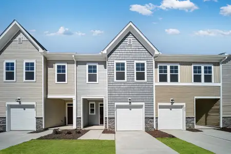 New construction Multi-Family house 224 Lily Patch Ln, Smithfield, NC 27577 plan Carson II - image