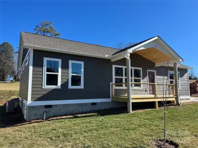 New construction Single-Family house 130 Peyton Elaine Rd, Clyde, NC 28721 - image