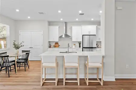 New construction Single-Family house 6244 29th Street N, St. Petersburg, FL 33714 - image 18