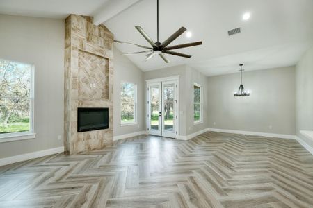 New construction Single-Family house 121 Waimalu Ct, Bastrop, TX 78602 null- photo 8 8