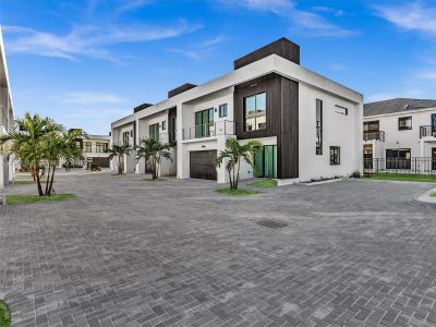 New construction Townhouse house 4665 Sw 32Nd Ave, Unit B1, Dania Beach, FL 33312 - image