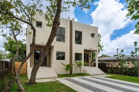 New construction Townhouse house 1917 Nw 17Th St, Unit B, Miami, FL 33125 - image
