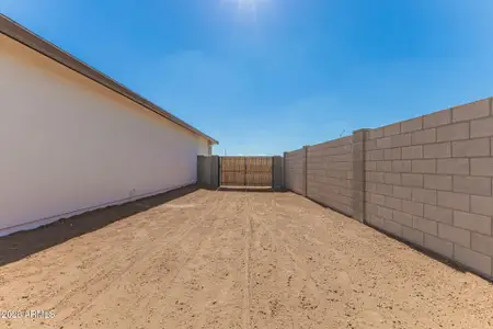 New construction Single-Family house 1277 E Ridgerock Lp, Casa Grande, AZ 85122 - image
