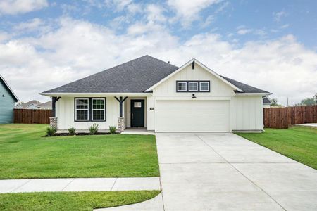 New construction Single-Family house 603 Kyle Drive, Tioga, TX 76271 - photo 0