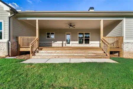 New construction Single-Family house 44 Palomino Cir, Hoschton, GA 30548 plan Kingston - image 4