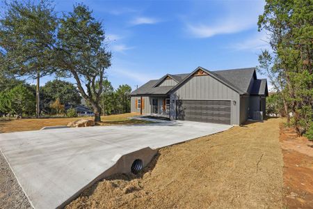 New construction Single-Family house 1508 Anaconda Trl, Granbury, TX 76048 - image