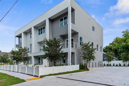 New construction Townhouse house 102 W Adalee St, Unit 3, Tampa, FL 33603 null- photo 0