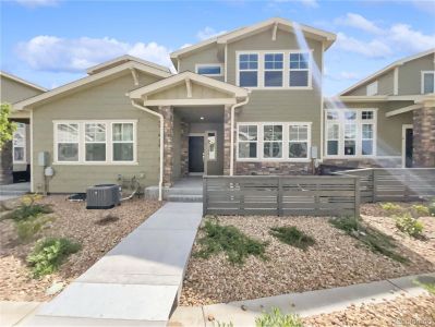 New construction Townhouse house 15501 E 112Th Avenue, Unit 9D, Commerce City, CO 80022 - photo 0