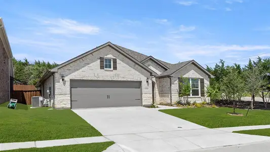 New construction Single-Family house 2104 Sunnymede Dr, Forney, TX 75126 - image
