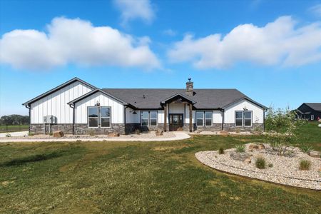 New construction Single-Family house 835 Club Lake Rd, Whitesboro, TX 76273 - image