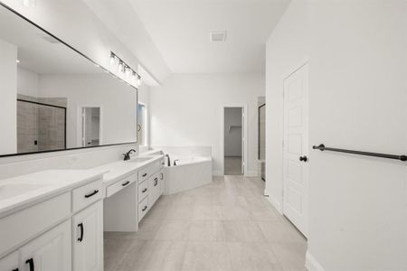 New construction Single-Family house 4602 Thistle Dr, Midlothian, TX 76065 plan Concept 2404 - image 7