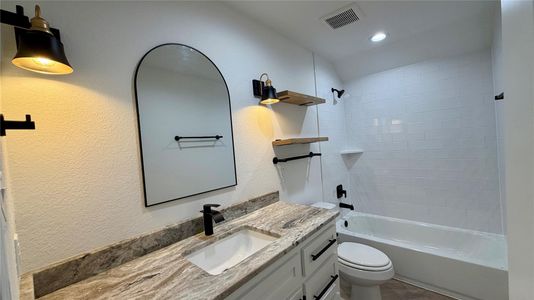 New construction Single-Family house 110 Cove Place Ct, Conroe, TX 77356 - image 10