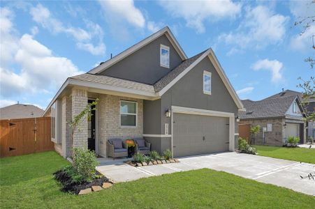 New construction Single-Family house 2718 Meridian Spring, Texas City, TX 77568 - photo 0