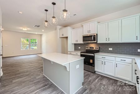 New construction Townhouse house 3015 Howell Mill Rd, Charlotte, NC 28208 null- photo 15 15