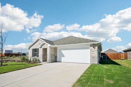 New construction Single-Family house 240 Canyon Oaks Dr, Greenville, TX 75402 The Greenville- photo 2 2