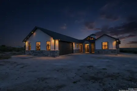 New construction Single-Family house 58 Greystone Hills Cir, Uvalde, TX 78801 - image