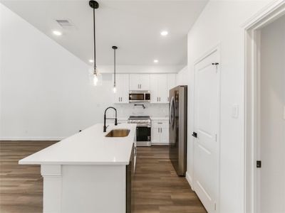 New construction Single-Family house 809 S Colbert St, Conroe, TX 77535 plan The Edison - image 9