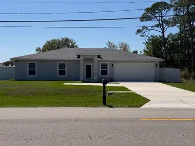New construction Single-Family house 2490 Se Bayshore Blvd, Port St. Lucie, FL 34984 - image
