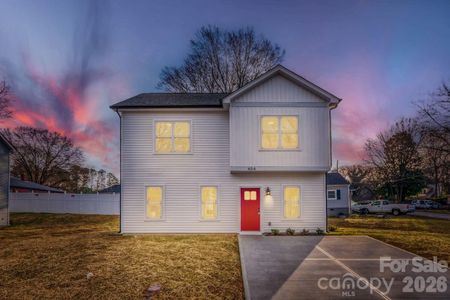 New construction Single-Family house 404 S Spargo St, Dallas, NC 28034 - image