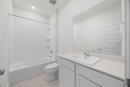 New construction Single-Family house 106 Divisadero Dr, Hutto, TX 78634 plan Trinity - image 7