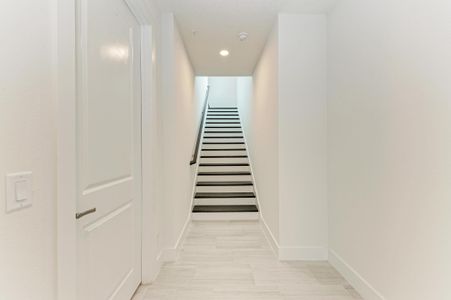 New construction Multi-Family house 10016 Rembrandt Wy, Unit 202, Bradenton, FL 34212 plan Naples - image 3