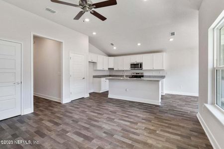 New construction Single-Family house 3195 Forest View Ln, Green Cove Springs, FL 32043 1512- photo 3 3