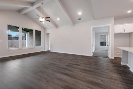 New construction Single-Family house 317 Vuelo St, New Braunfels, TX 78130 Jester- photo 20 20