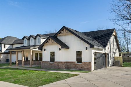 New construction Single-Family house 103 Stallings St, Terrell, TX 75160 - image