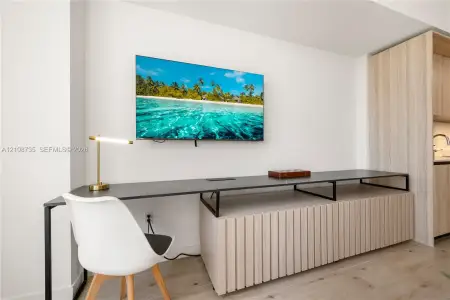 New construction Condo house 225 N Miami Ave, Unit 803, Miami, FL 33128 - image