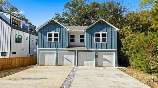 New construction Townhouse house 105 N Smallwood Pl, Charlotte, NC 28216 - image