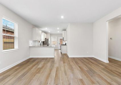 New construction Single-Family house 10730 Sky Creek Ln, Beasley, TX 77417 plan Robin - image 8