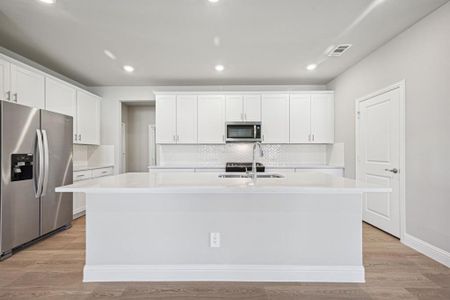 New construction Single-Family house 9228 Horse Herd Dr, Fort Worth, TX 76036 Woodside- photo 4 4