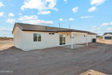 New construction Single-Family house 25318 S 193Rd Ave, Buckeye, AZ 85326 - image