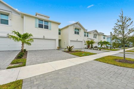 New construction Townhouse house 373 Salisbury Cir, Fort Pierce, FL 34982 - image