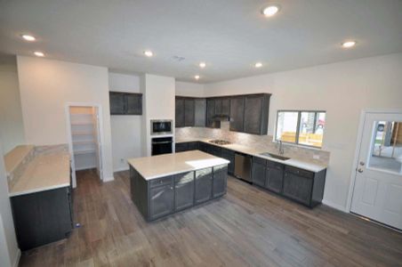 New construction Single-Family house 3414 Bahia Rd, League City, TX 77539 - image 6