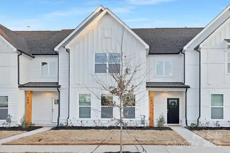 New construction Townhouse house 332 Ginsberg Rd, Rock Hill, SC 29732 Gable - photo 1 1