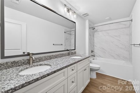 New construction Single-Family house 539 Dawn Cir, Charlotte, NC 28213 - image 11