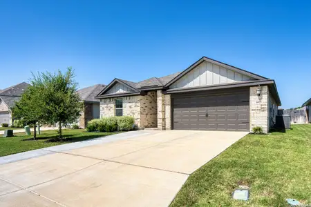 New construction Single-Family house 16923 Eaton Ter, San Antonio, TX 78247 plan The Fitzhugh (C402) - image