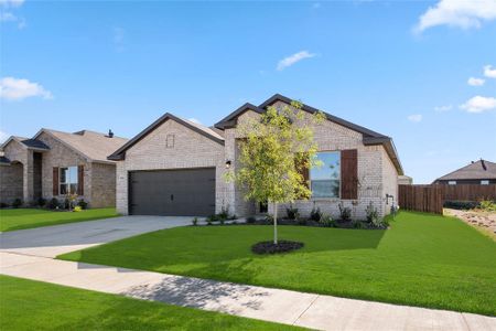 New construction Single-Family house 1905 Mohican Dr, Cleburne, TX 76033 Sterling- photo 1 1