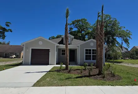 New construction Single-Family house 306 Means Ct, Fort Pierce, FL 34950 plan Regency - image