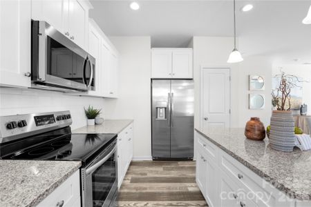 New construction Single-Family house 2016 Juniper Dr, Charlotte, NC 28269 - image 7