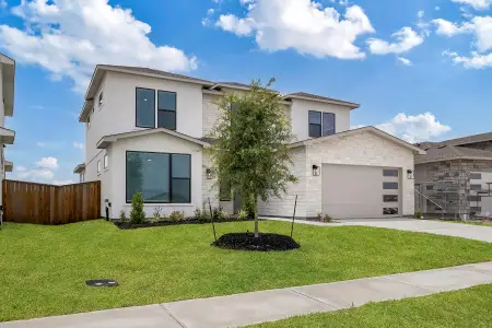 New construction Single-Family house 1904 Drover Ln, Rosenberg, TX 77471 - image