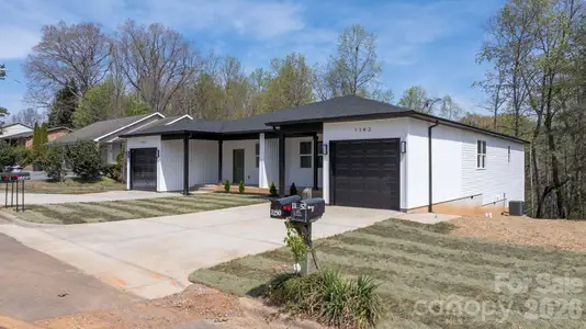 New construction Duplex house Hickory, NC 28602 - image